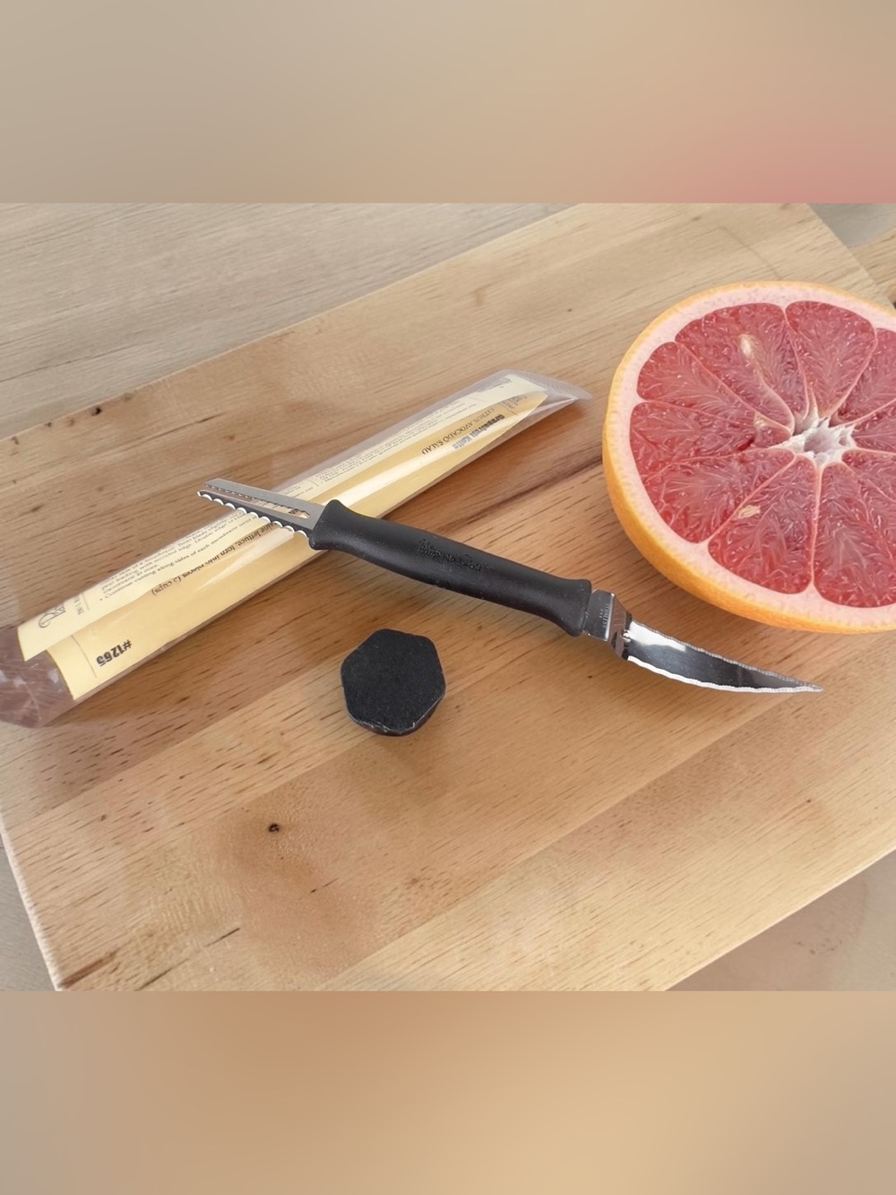 New THE PAMPERED CHEF Grapefruit Knife #1265 In Tube Vintage Very Sharp USA